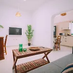 בית נופש Acogedor Apartamento Con Terraza *