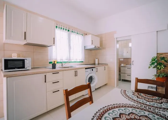 Acogedor Apartamento Con Terraza *